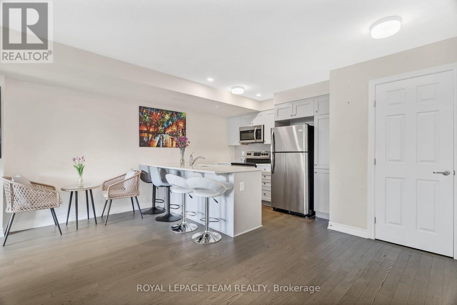 2 Bed, 3 Bath House for Sale in Ottawa – 2274 WATERCOLOURS WAY, Ottawa – MLS# X13492192 - Image 9