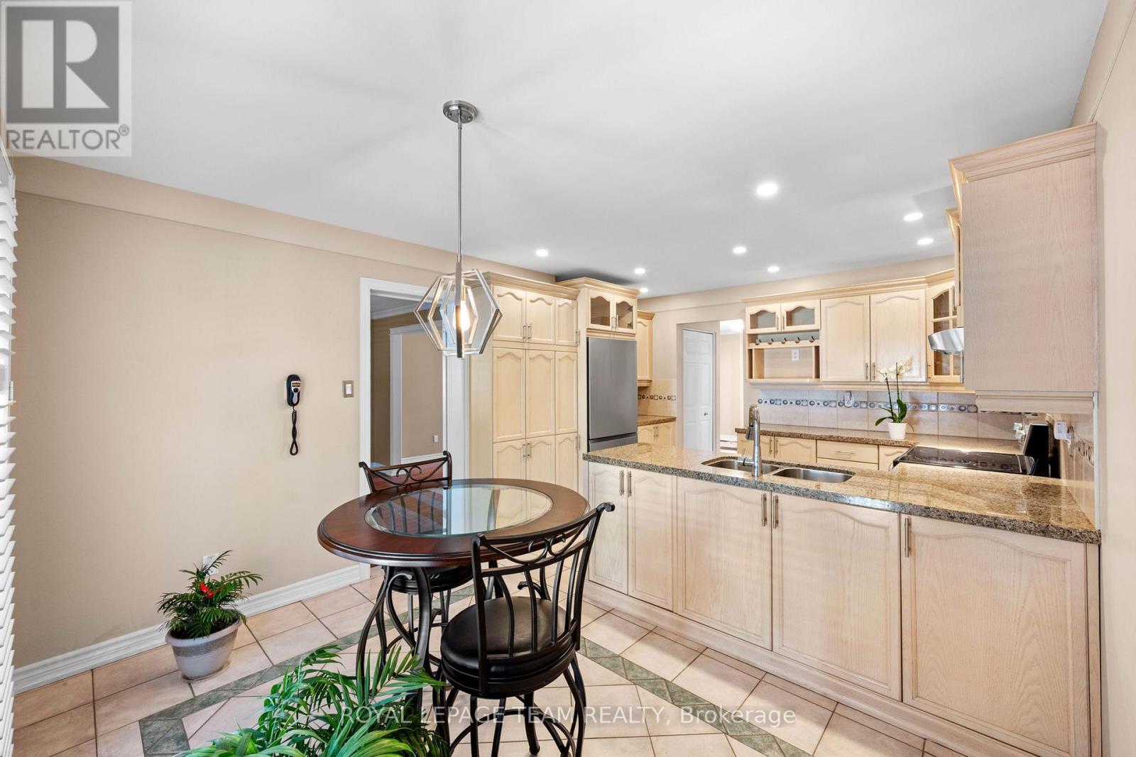 6526 TOONEY DRIVE - 15