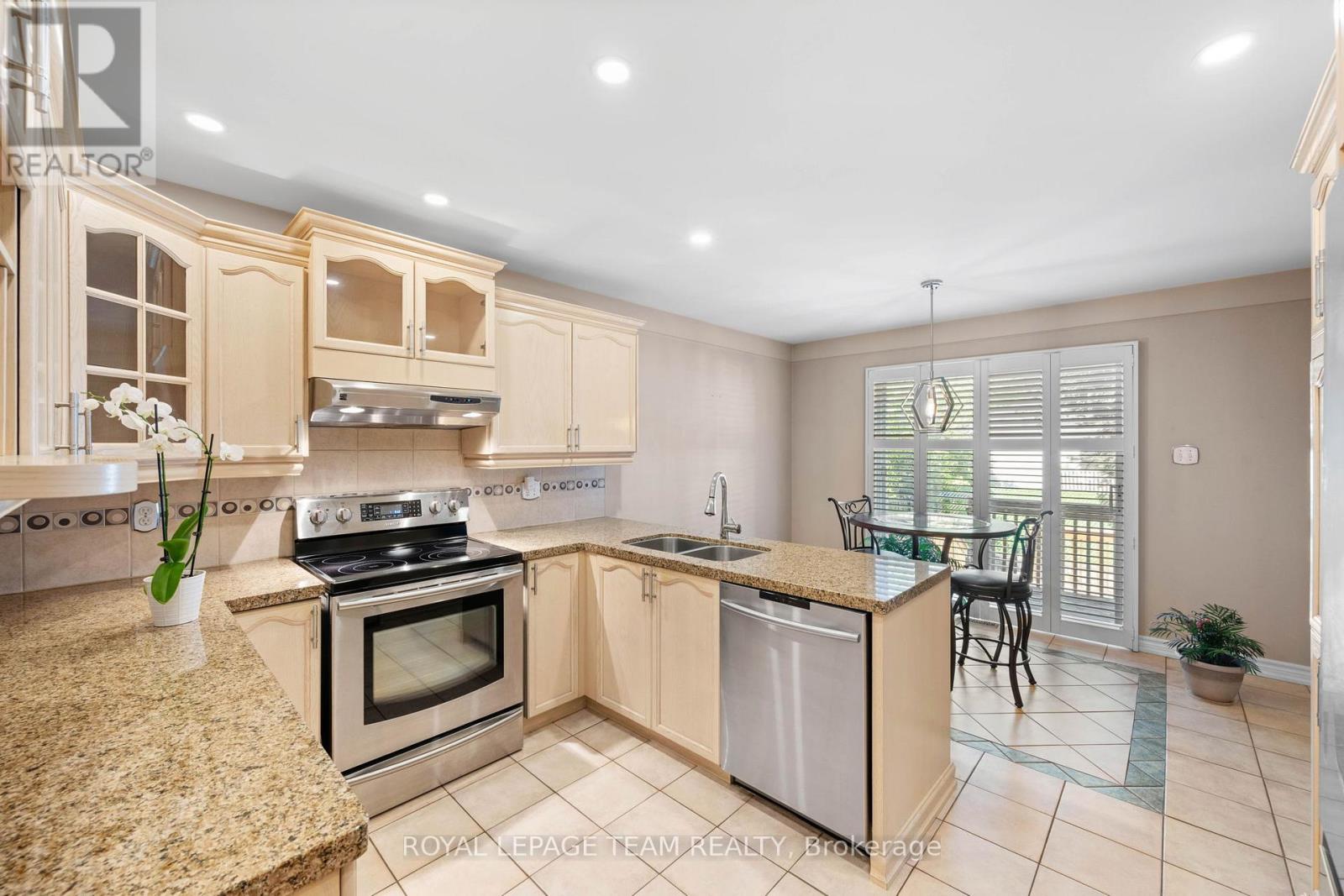 6526 TOONEY DRIVE - 19
