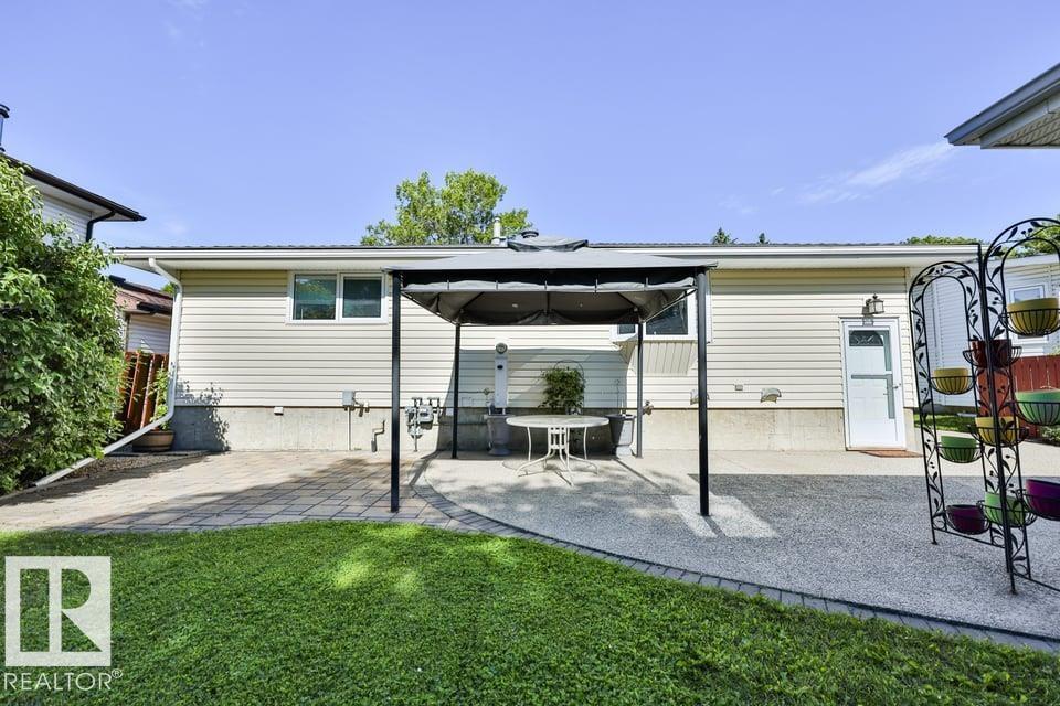 17 MILLERS RD — photo 12