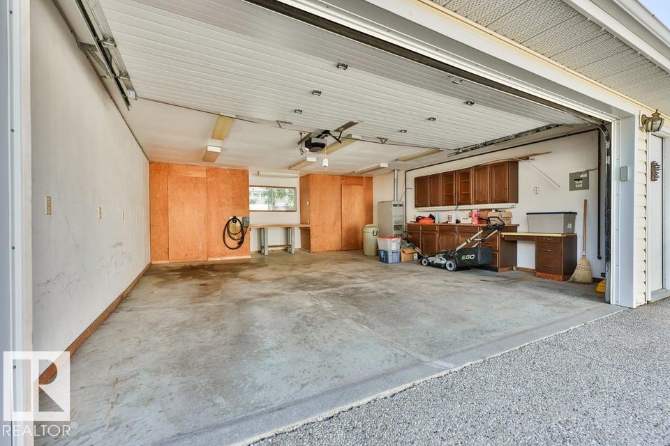 17 MILLERS RD — photo 45