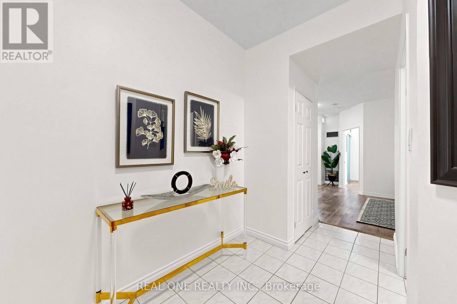 #306 24 WELLESLEY STREET W - 30