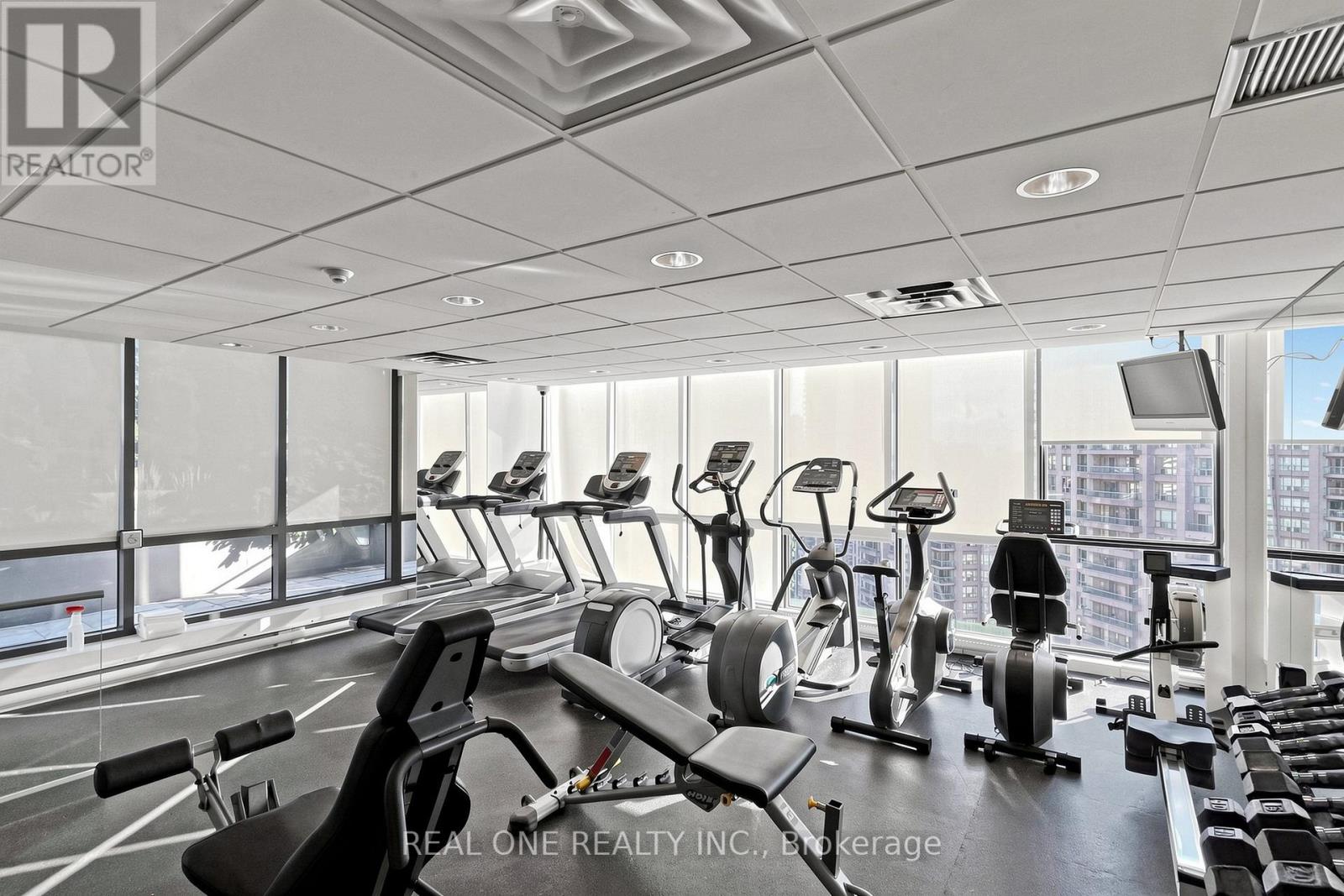 #306 24 WELLESLEY STREET W - 31