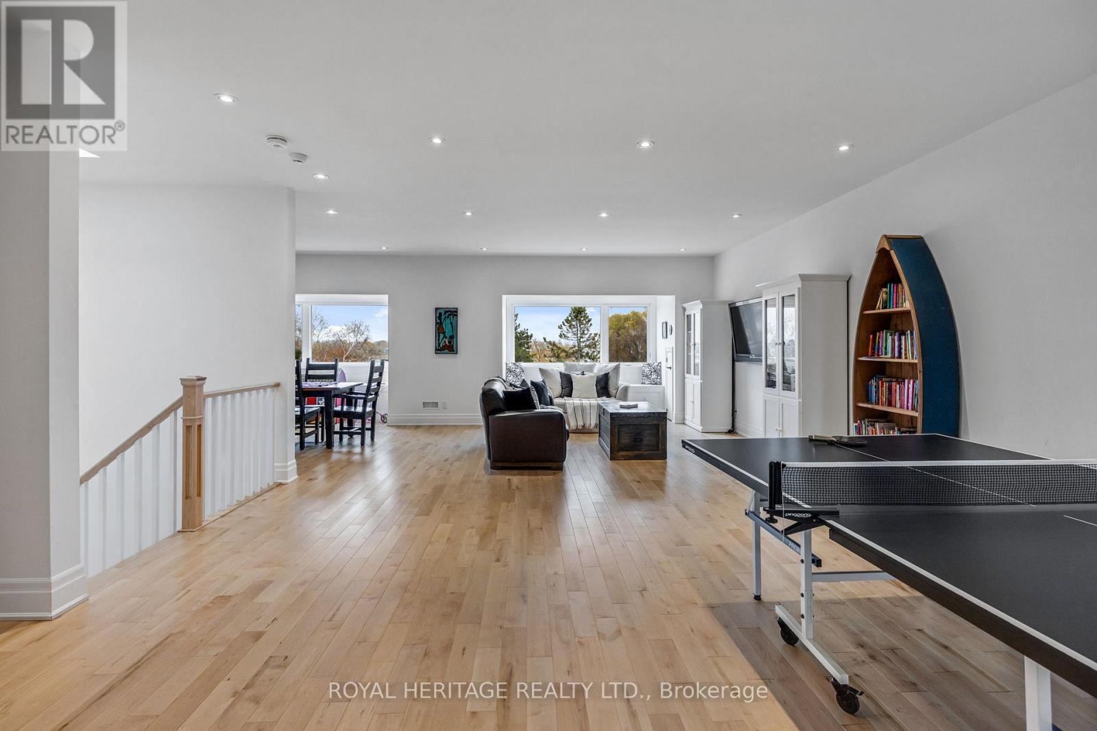 968 ESSA CRESCENT - 49