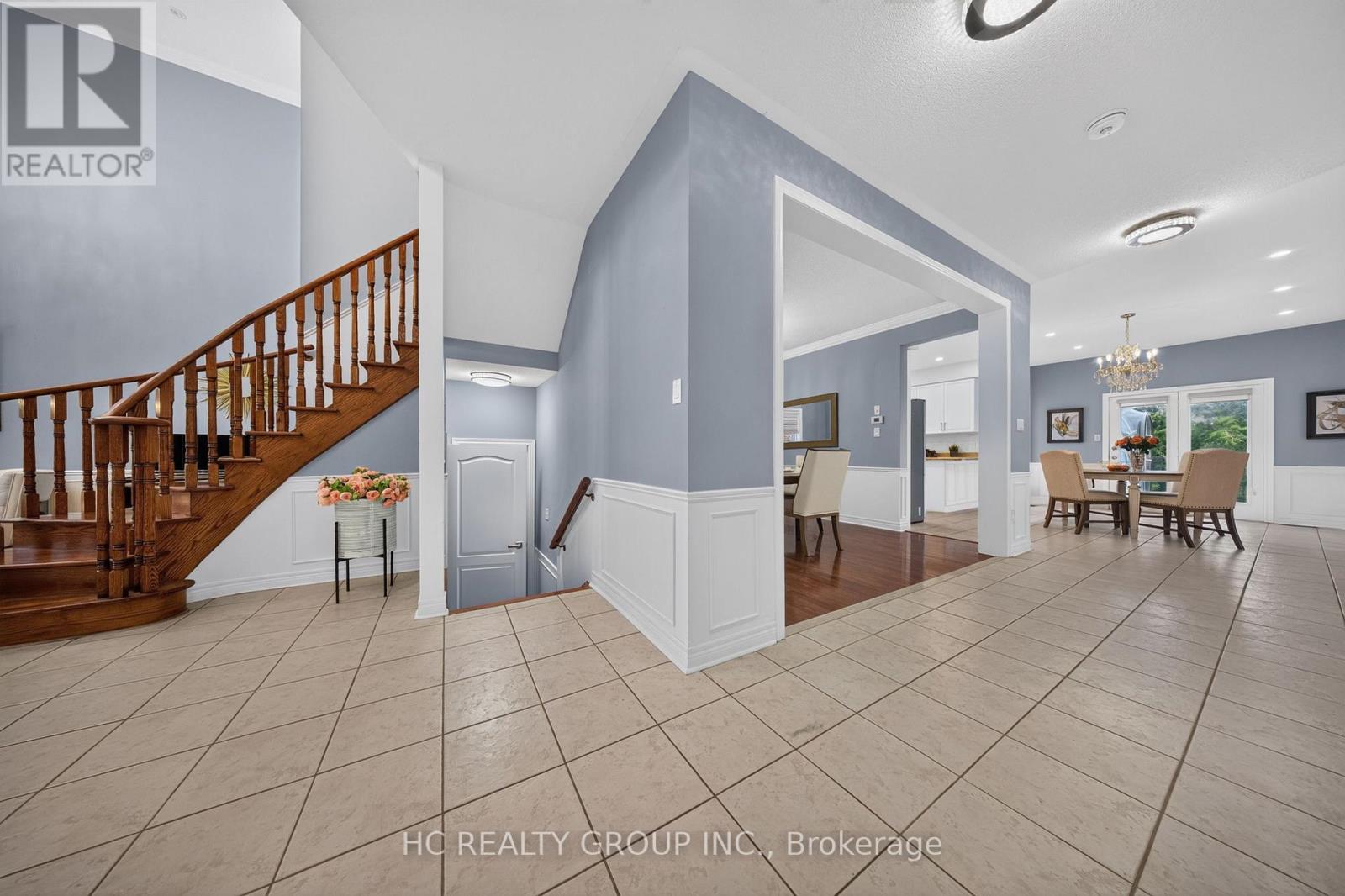 21 WOLF TRAIL CRESCENT - 13