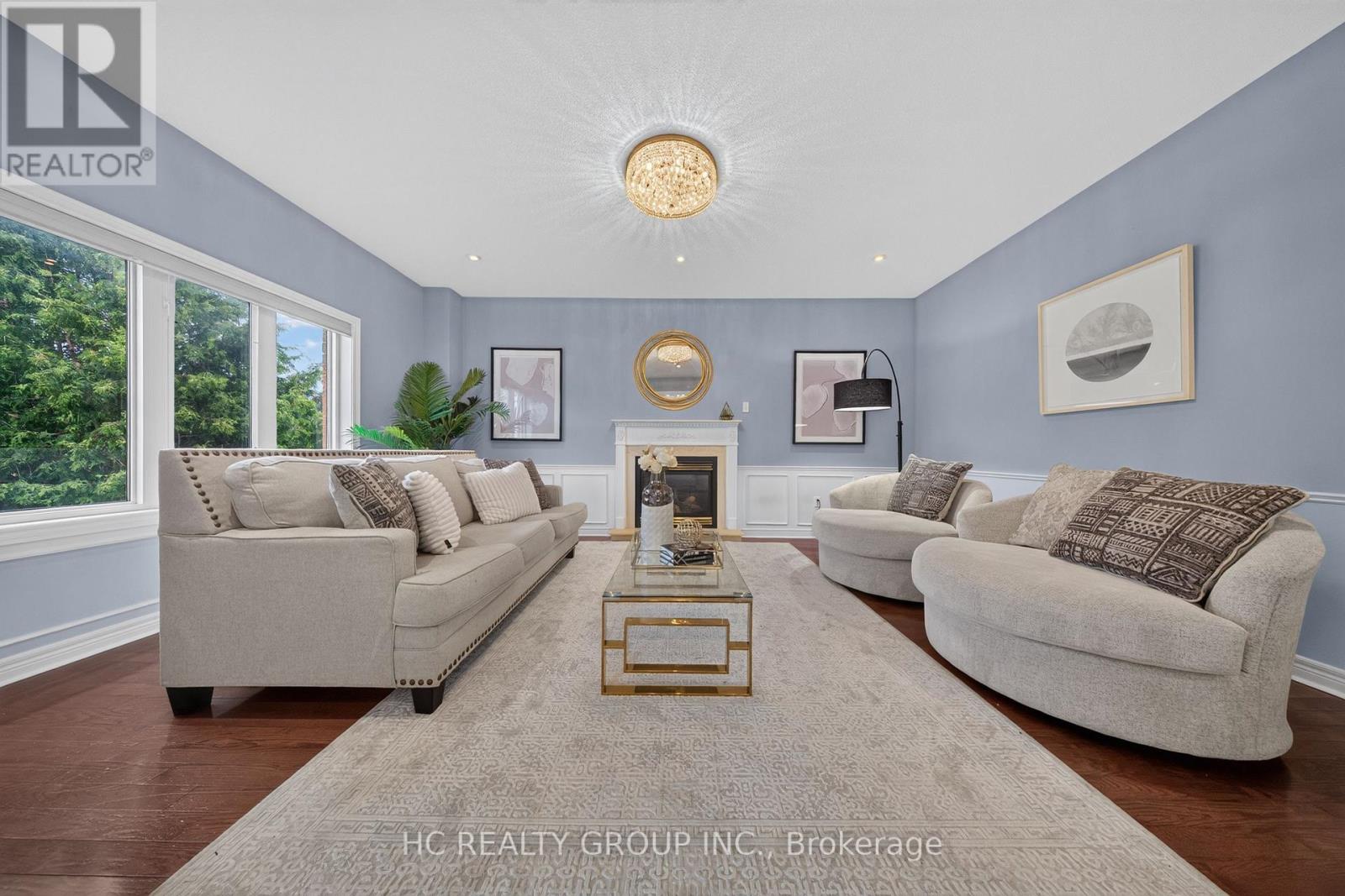 21 WOLF TRAIL CRESCENT - 17
