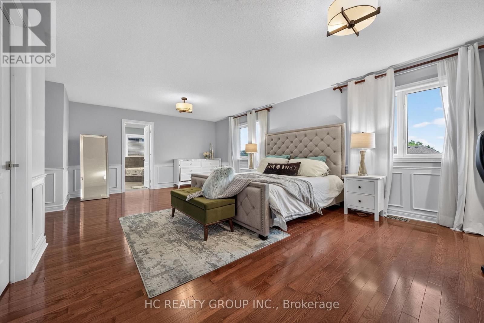 21 WOLF TRAIL CRESCENT - 25