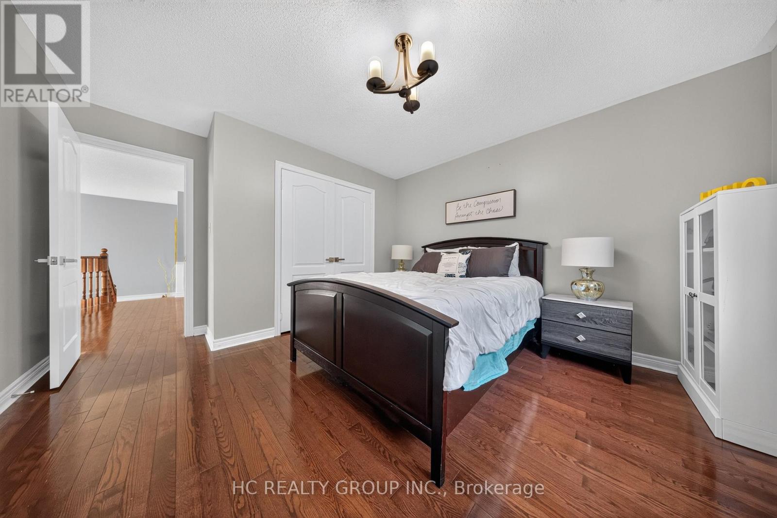 21 WOLF TRAIL CRESCENT - 28