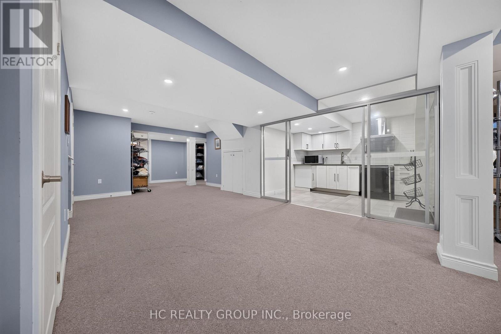 21 WOLF TRAIL CRESCENT - 38