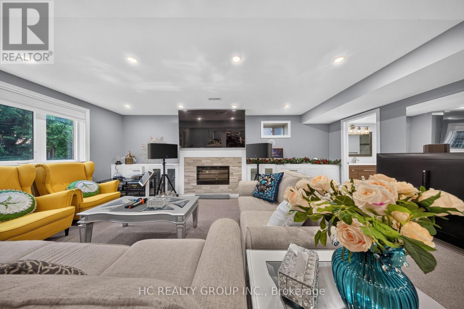 21 WOLF TRAIL CRESCENT - 39
