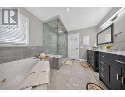 21 Wolf Trail Crescent, Richmond Hill, ON L4E4K1 Photo 32