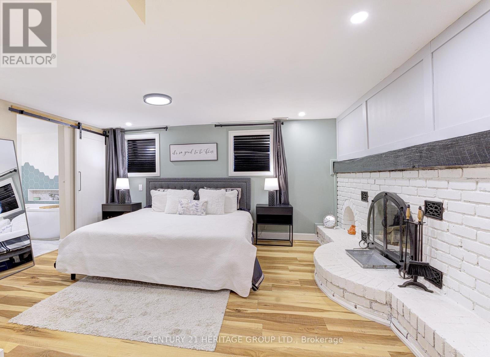 2379 DUNCASTER DRIVE - 16