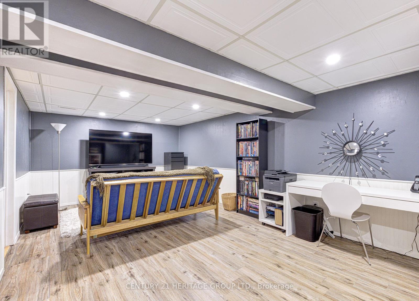 2379 DUNCASTER DRIVE - 22