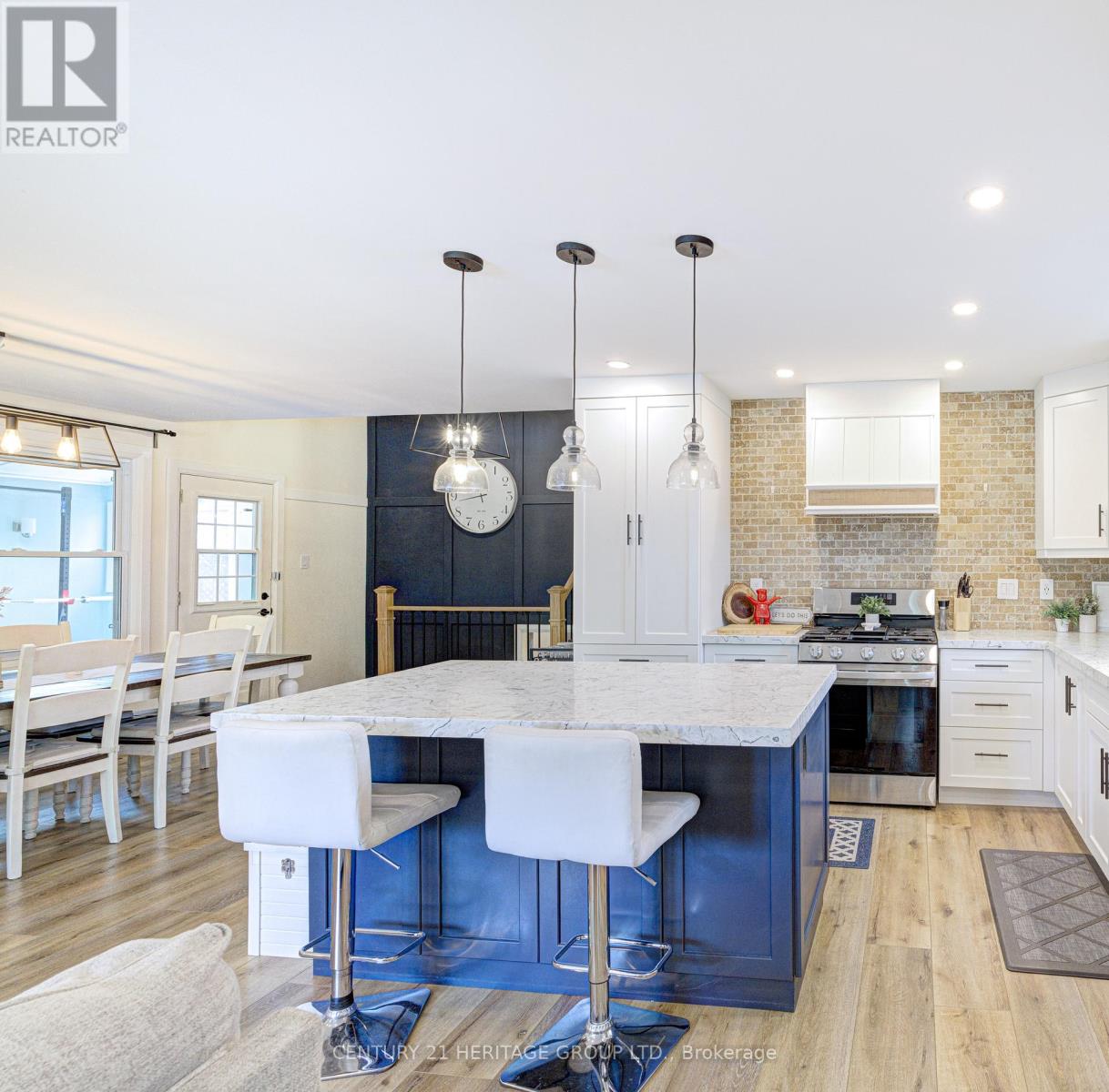 2379 DUNCASTER DRIVE - 6