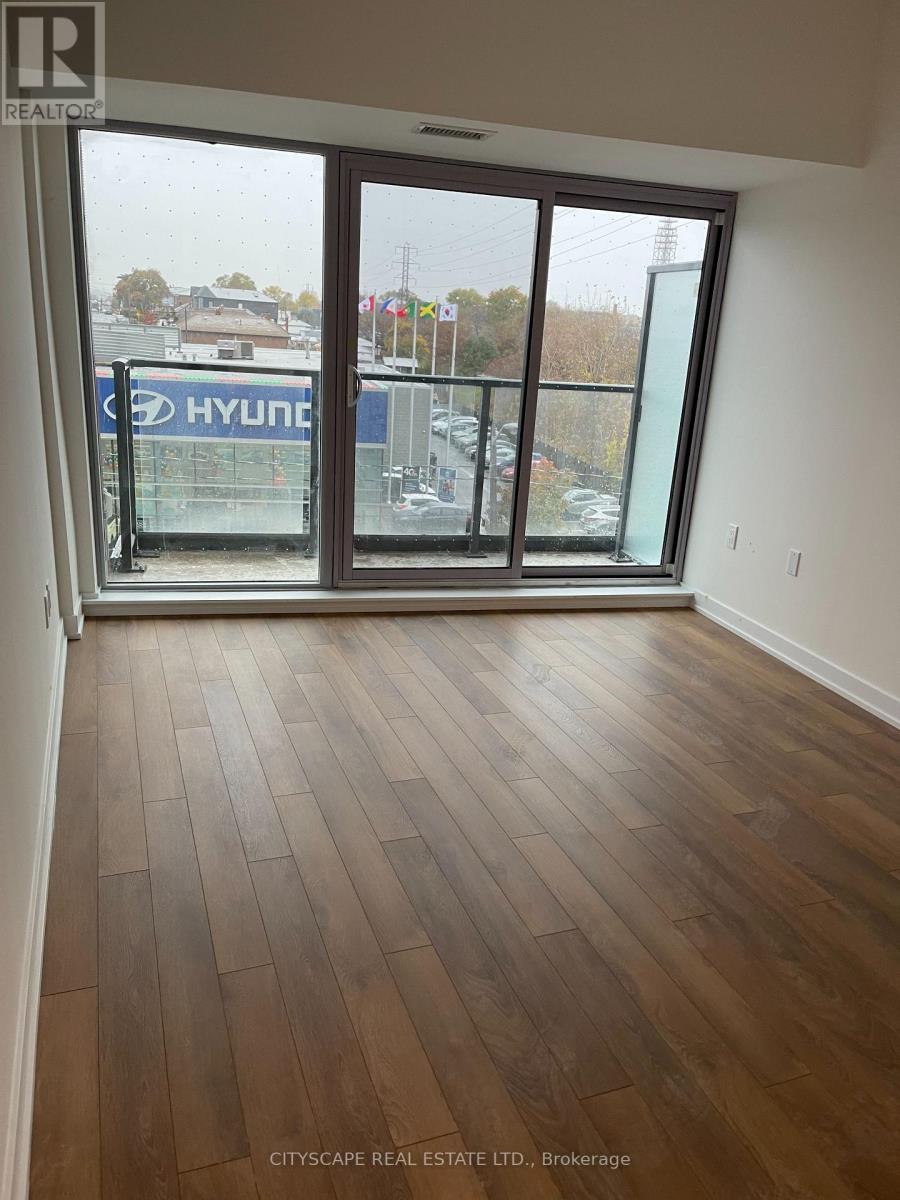 #507 2433 DUFFERIN STREET S - 11