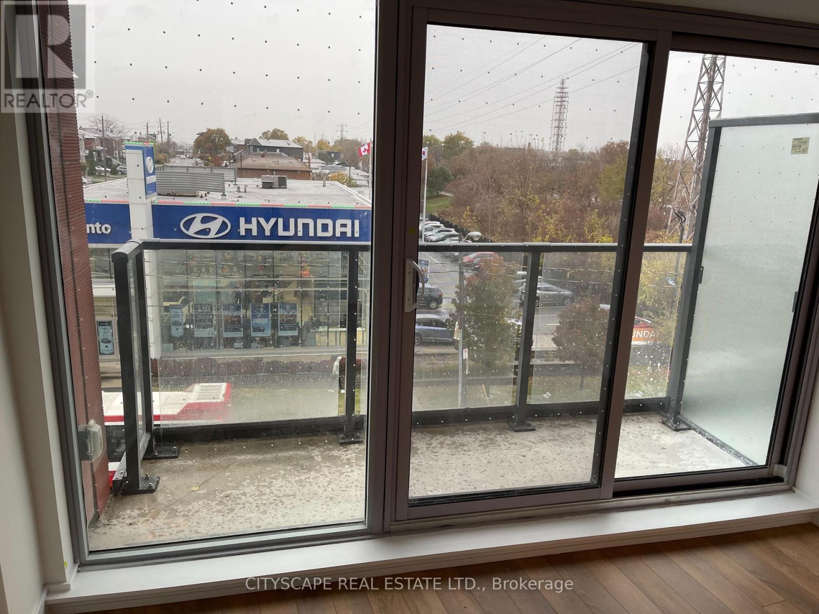 #507 2433 DUFFERIN STREET S - 12