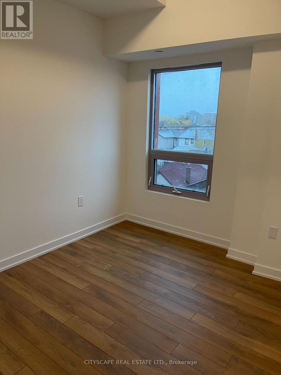 #507 2433 DUFFERIN STREET S - 17