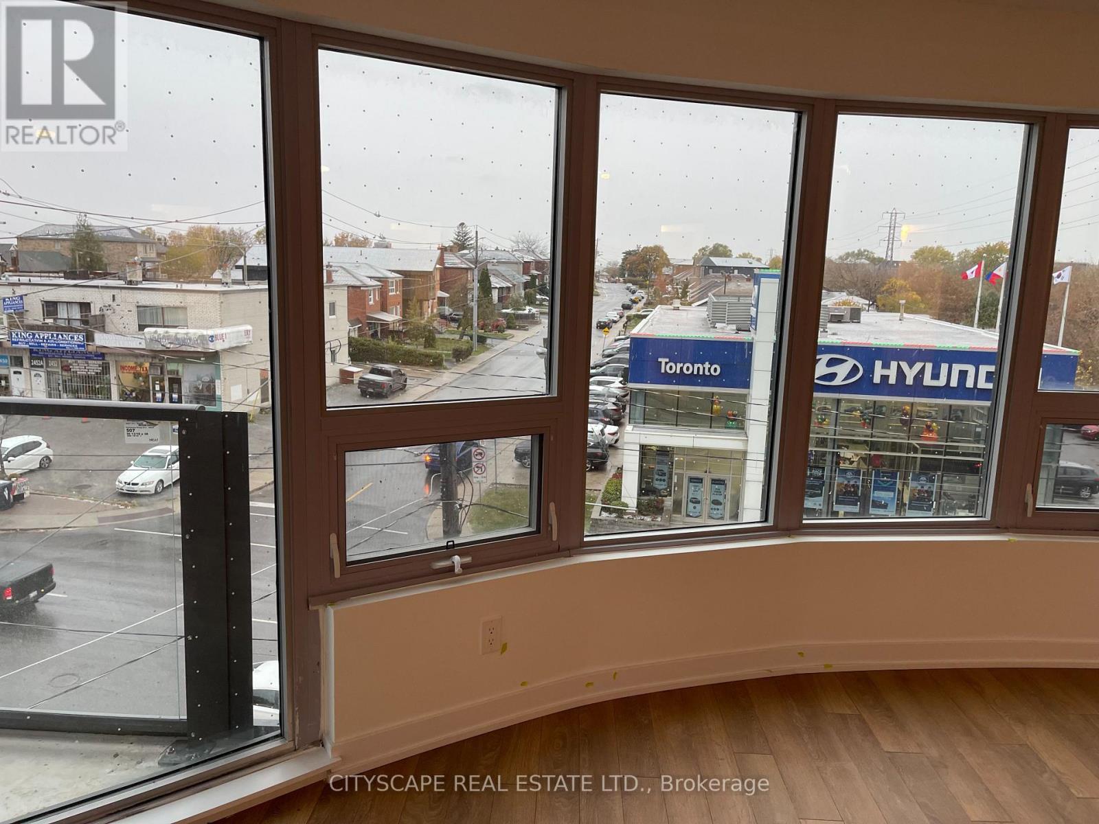 #507 2433 DUFFERIN STREET S - 19