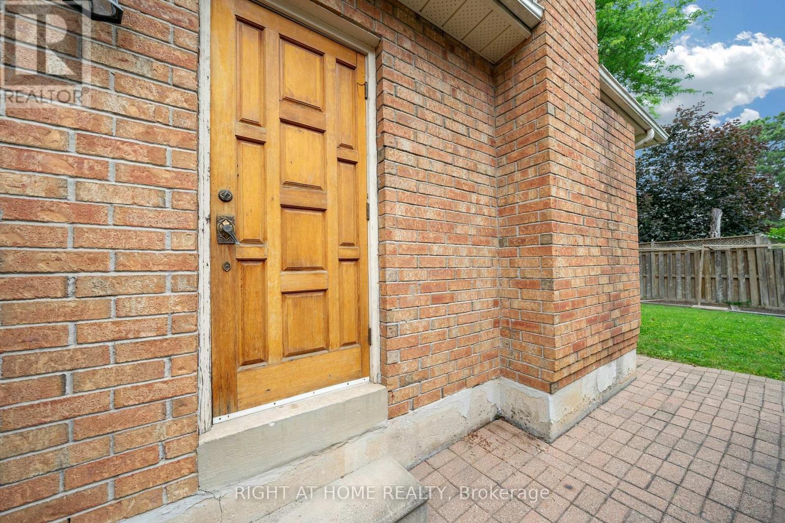 2573 OSHKIN COURT - 6