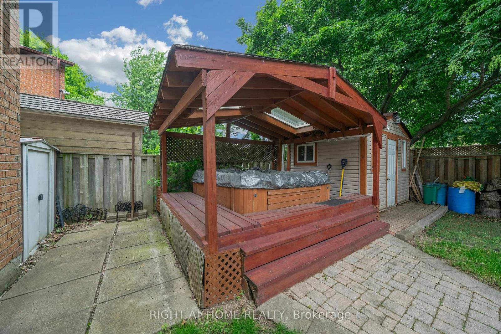 2573 OSHKIN COURT - 9