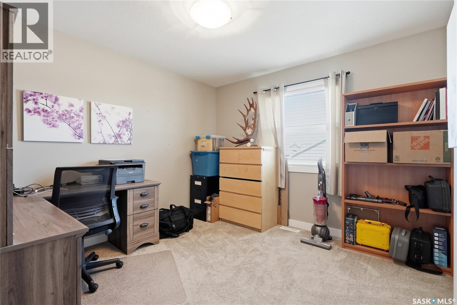 118 Stromberg CRESCENT - 34