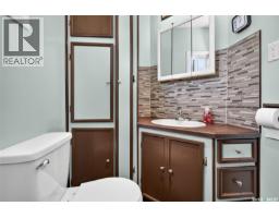 965 Stadacona Street W, Moose Jaw, SK S6H2A9 Photo 20