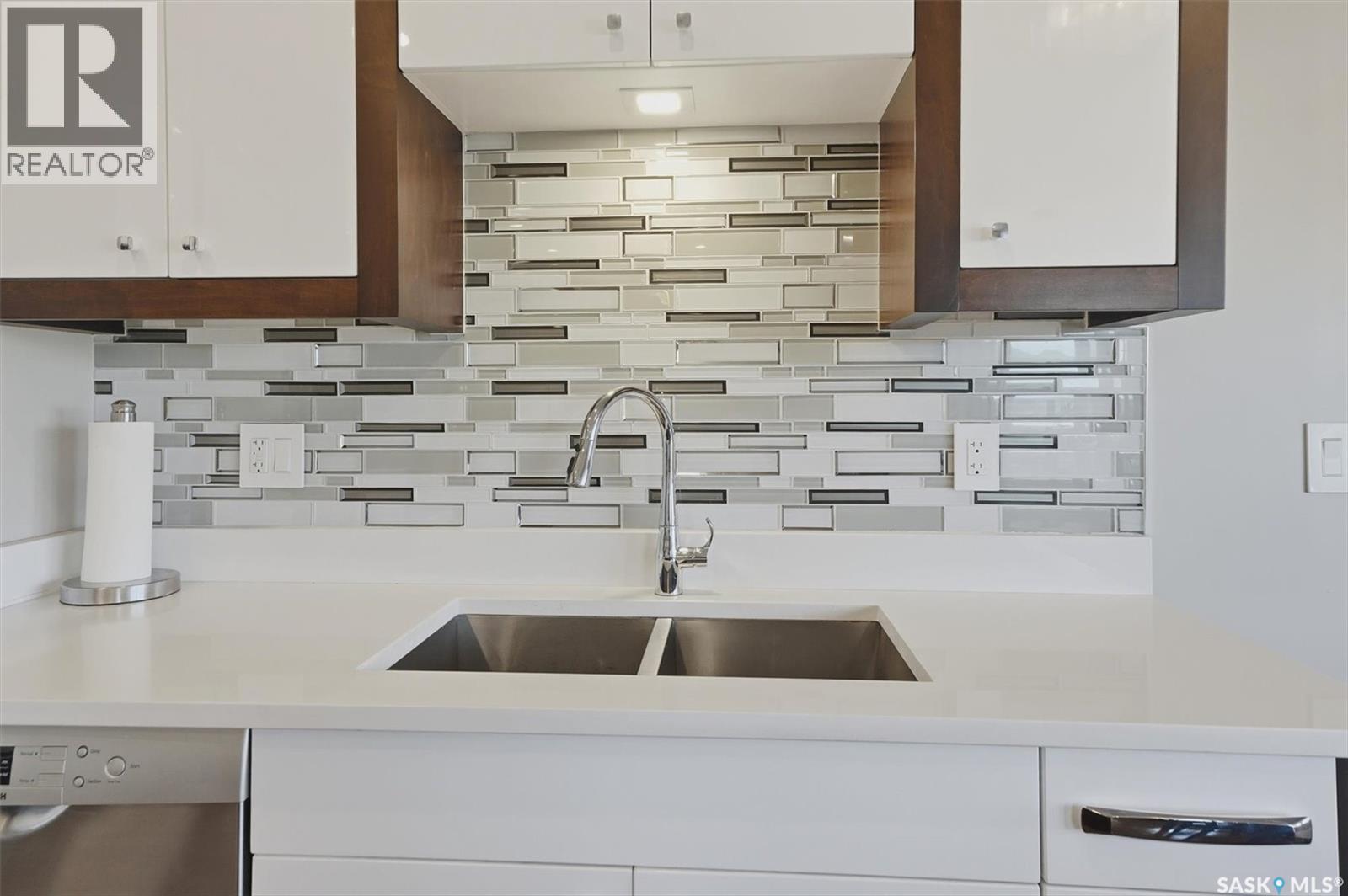 238 Gillies STREET — photo 11