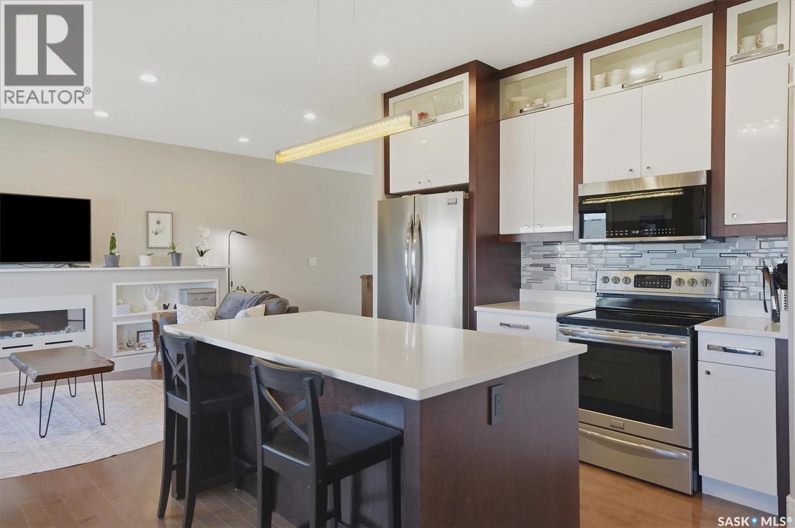 238 Gillies STREET — photo 12