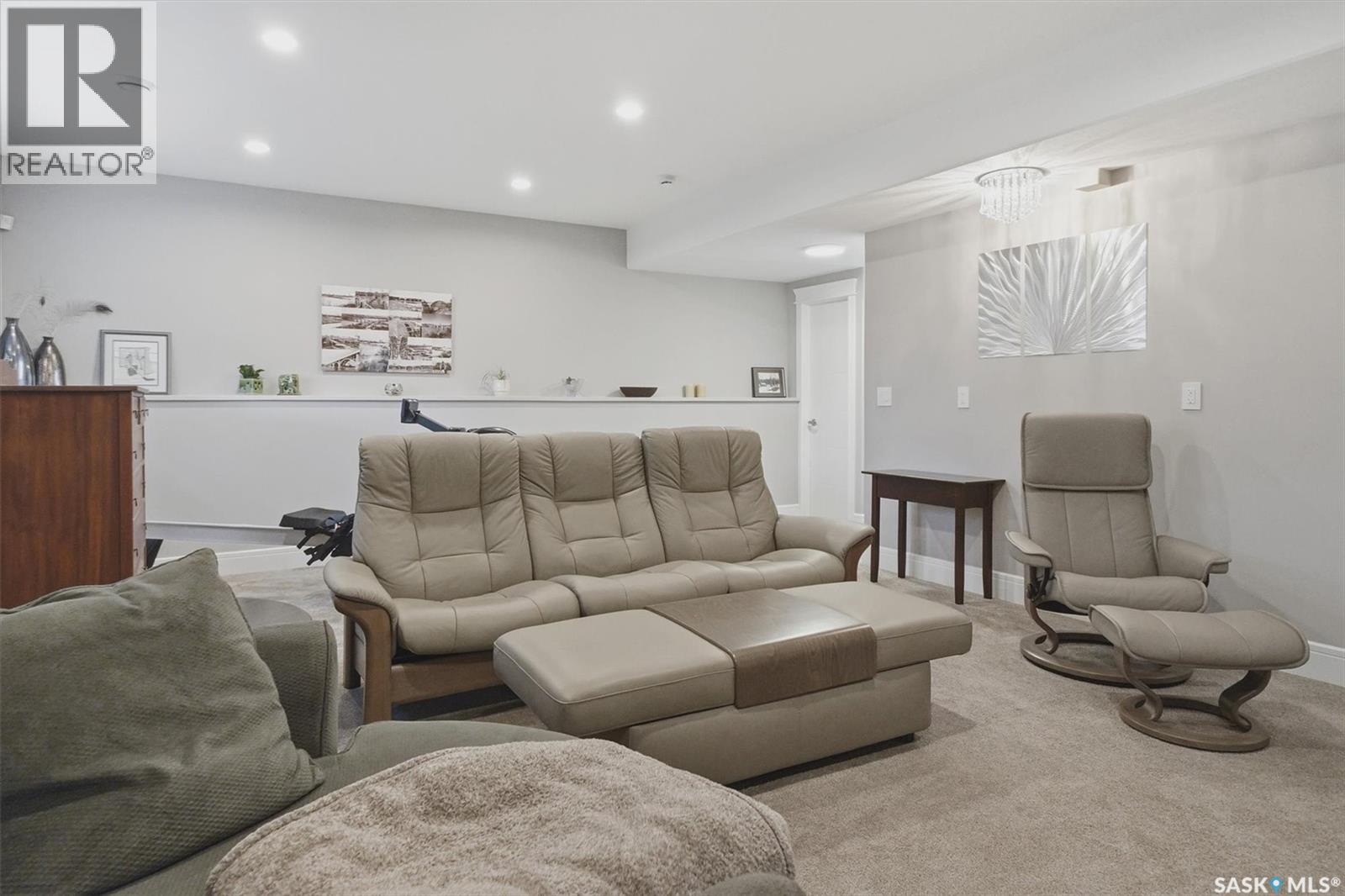 238 Gillies STREET — photo 34