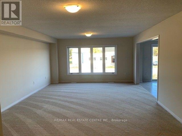 10 ESTHER CRESCENT - 3