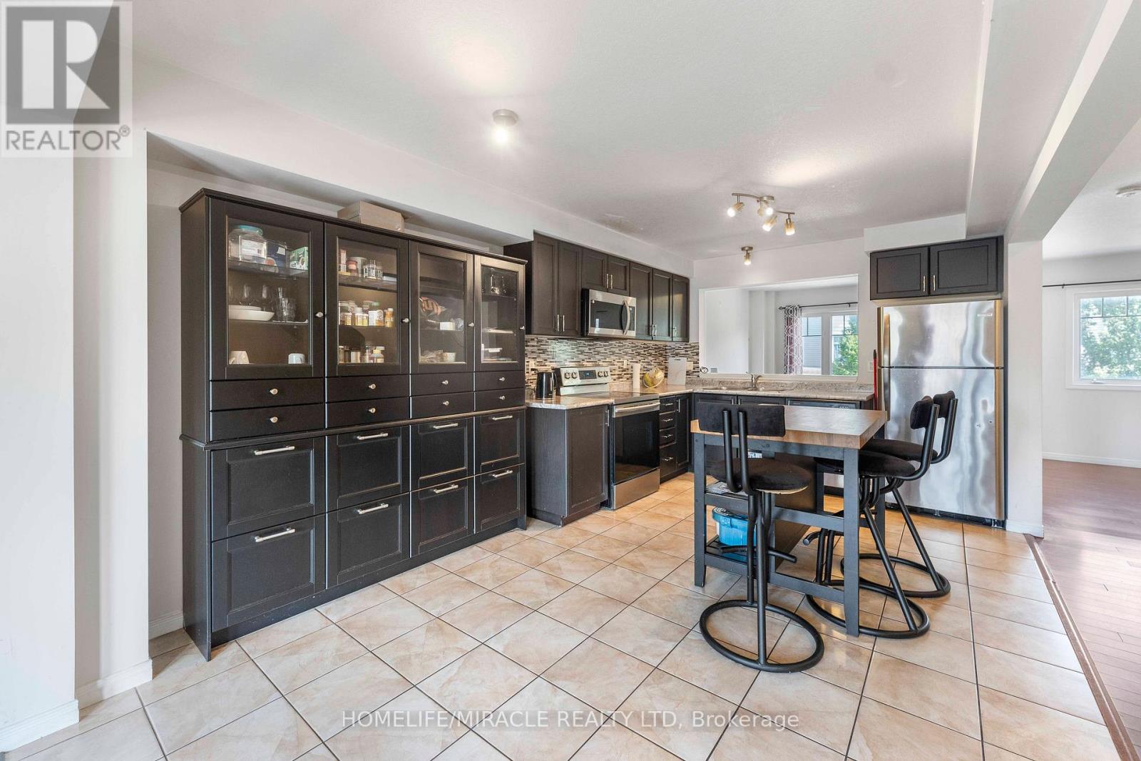 #93 750 LAWRENCE STREET - Image 5