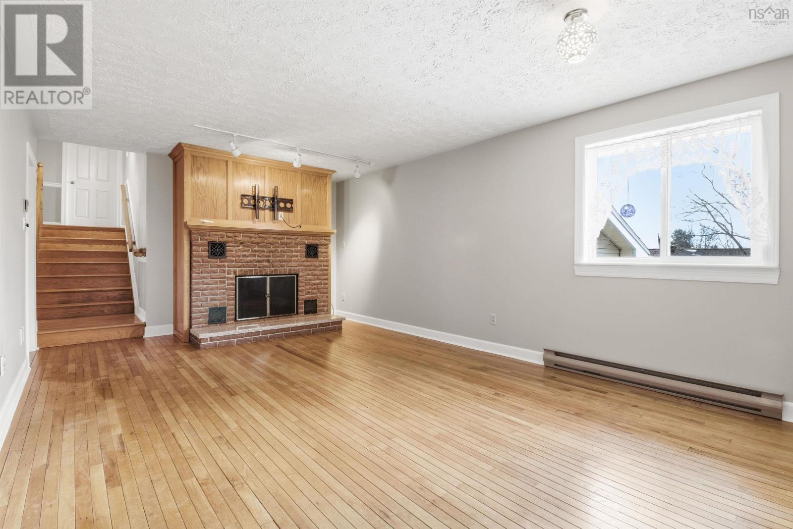 147 Flagstone Drive - 20