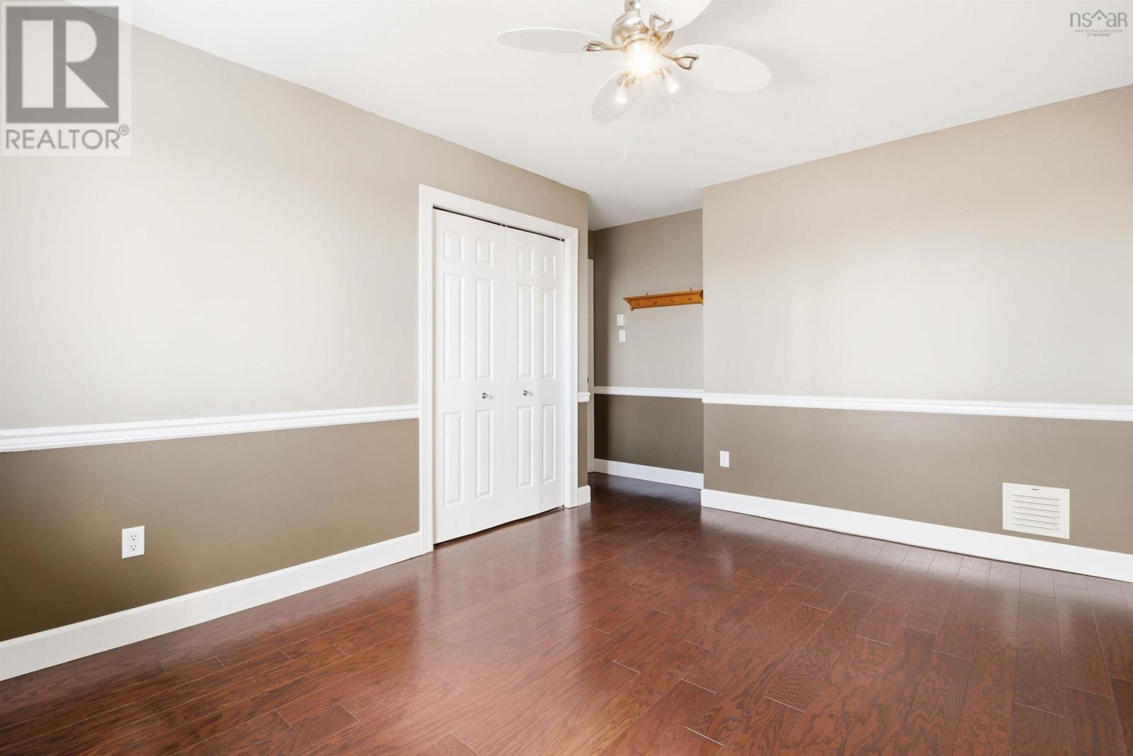 147 Flagstone Drive - 31