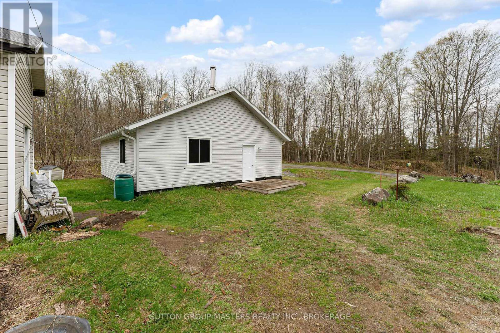 1140 ST. GEORGES LAKE ROAD - 33