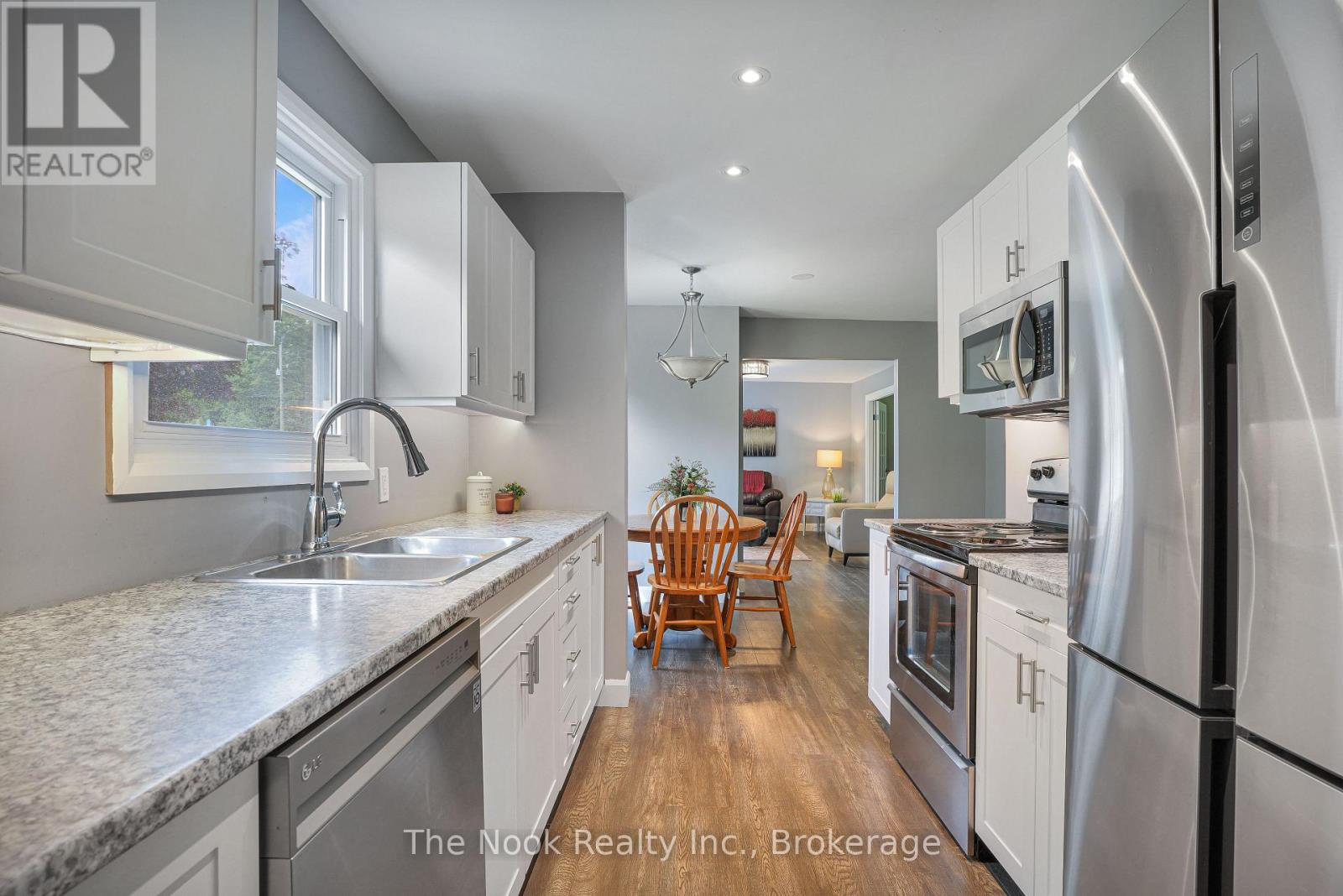28 WESLEMKOON LAKE ROAD - 13