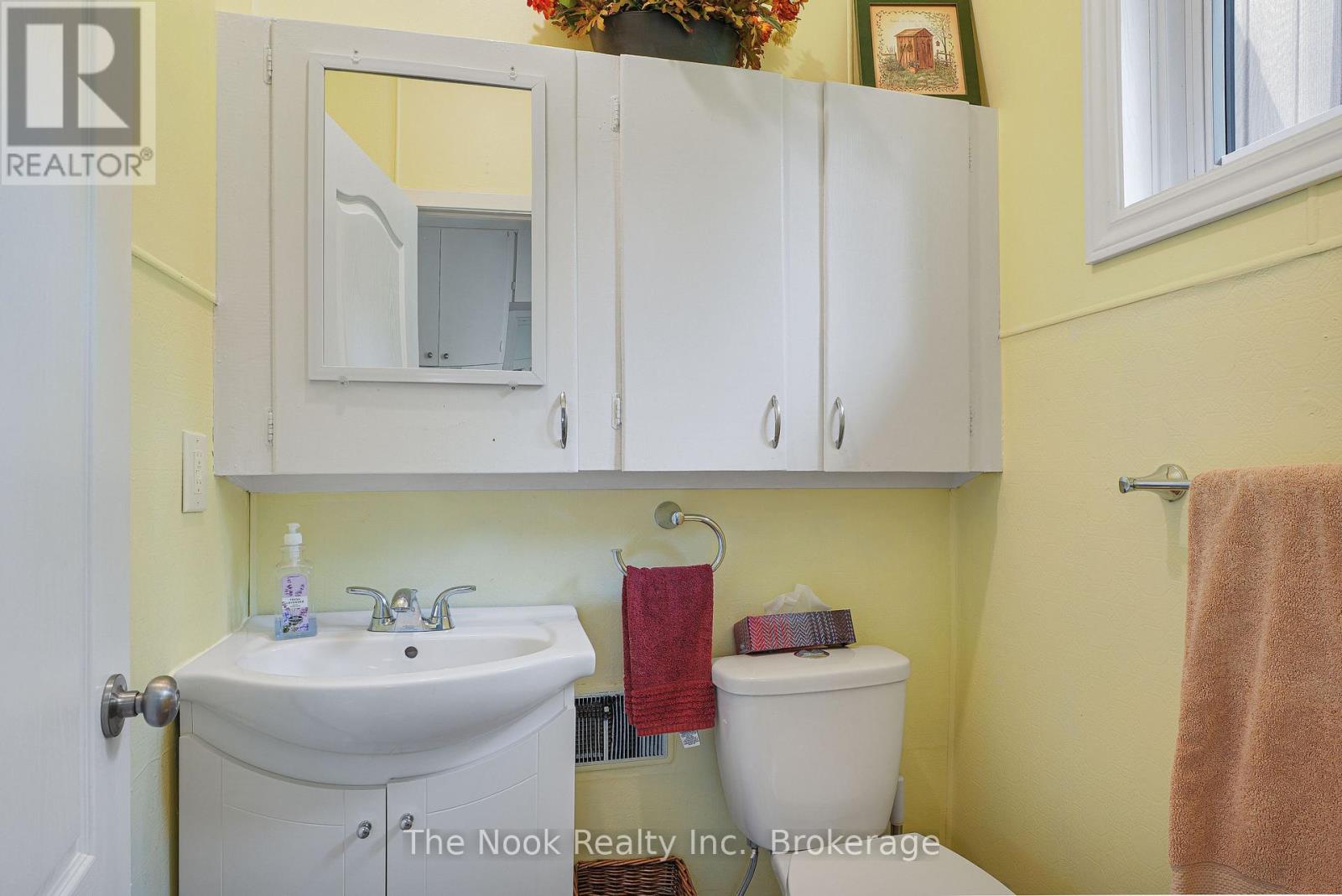 28 WESLEMKOON LAKE ROAD - 23