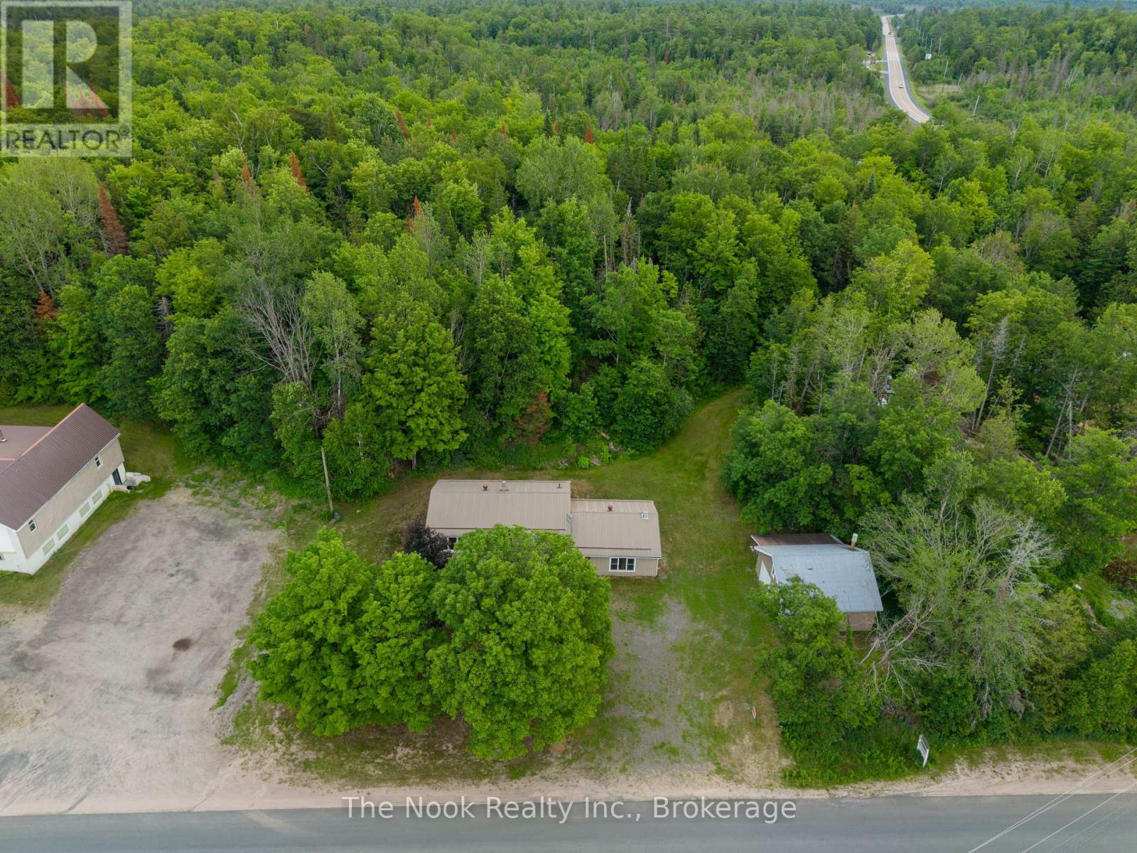 28 WESLEMKOON LAKE ROAD - 27