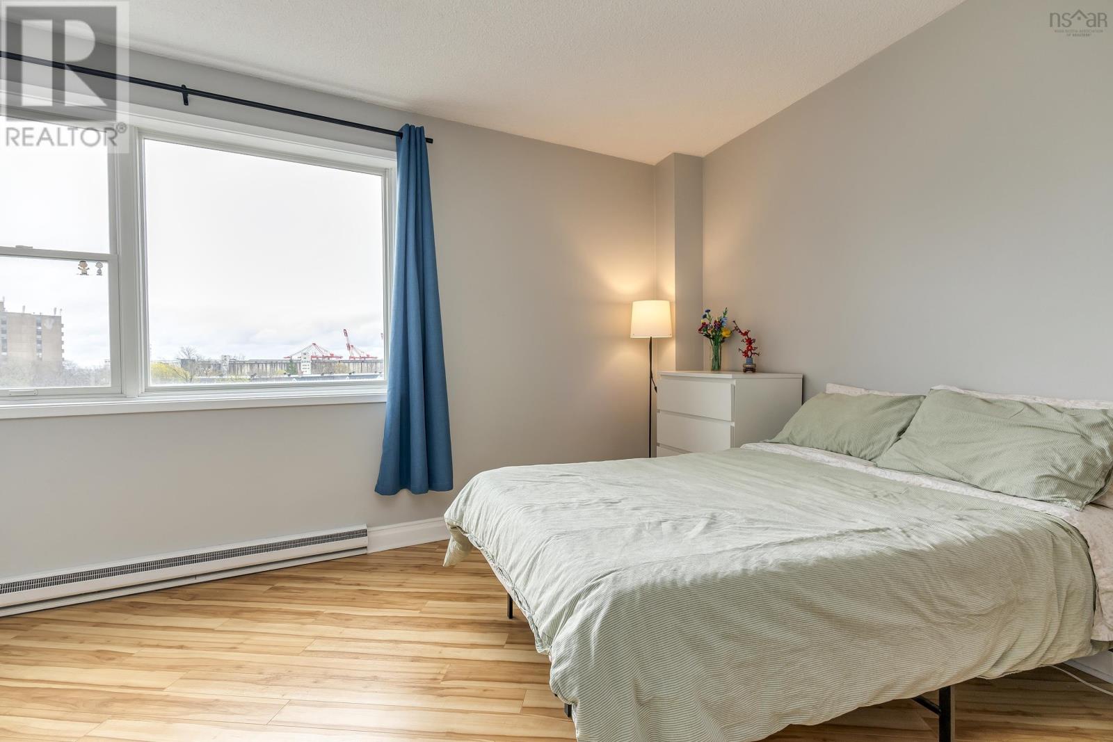 #503 1074 Wellington Street - 21
