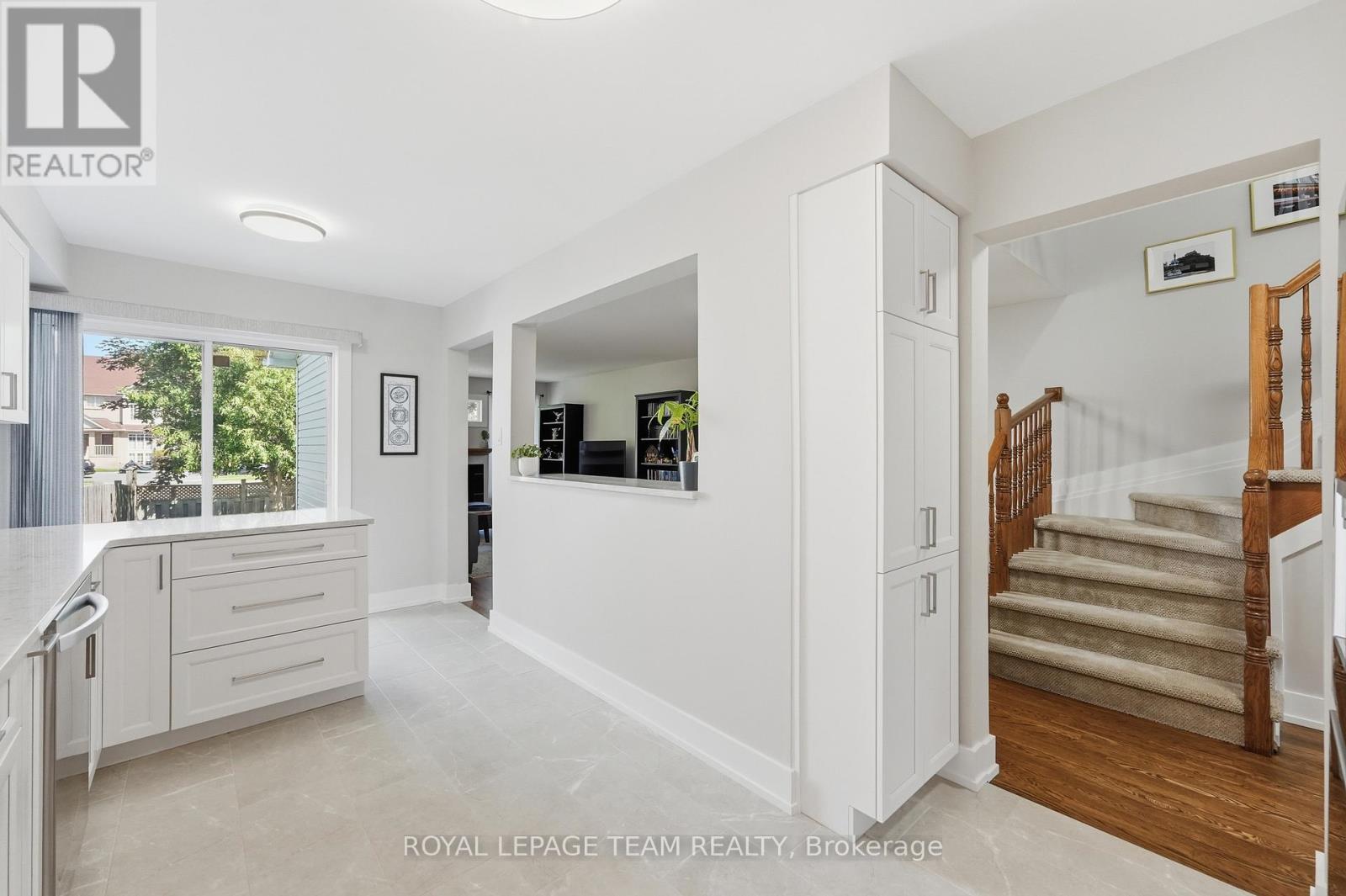 3 Bed, 3 Bath House for Sale in Ottawa – 4580 OGILVIE WALK CRESCENT, Ottawa – MLS# X13492268 - Image 16