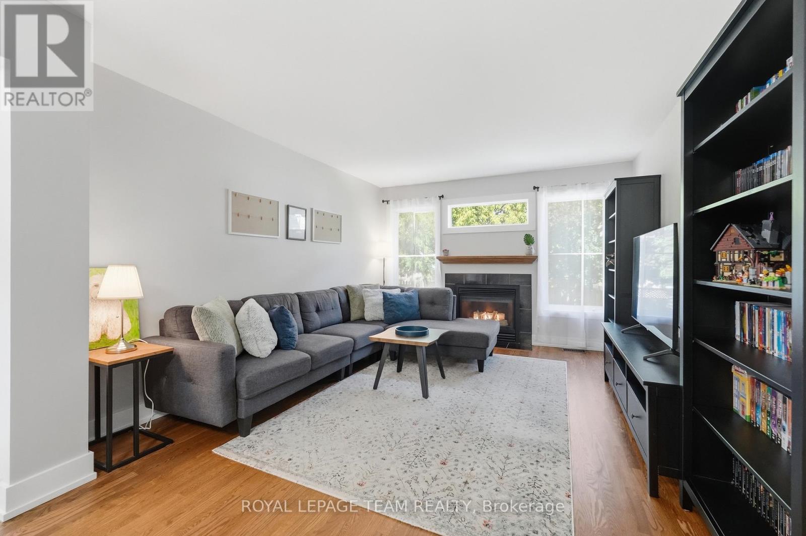 3 Bed, 3 Bath House for Sale in Ottawa – 4580 OGILVIE WALK CRESCENT, Ottawa – MLS# X13492268 - Image 20