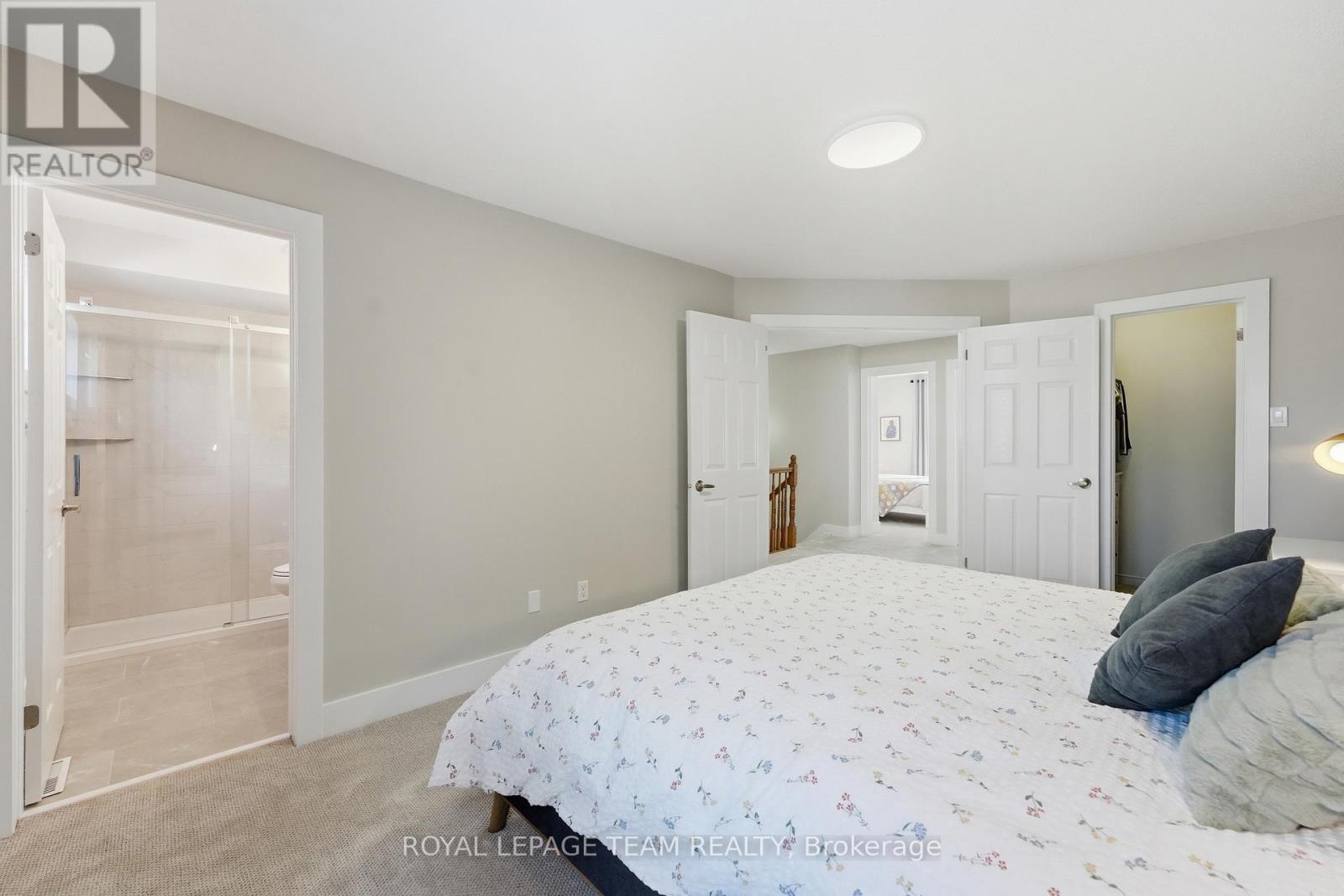 3 Bed, 3 Bath House for Sale in Ottawa – 4580 OGILVIE WALK CRESCENT, Ottawa – MLS# X13492268 - Image 28