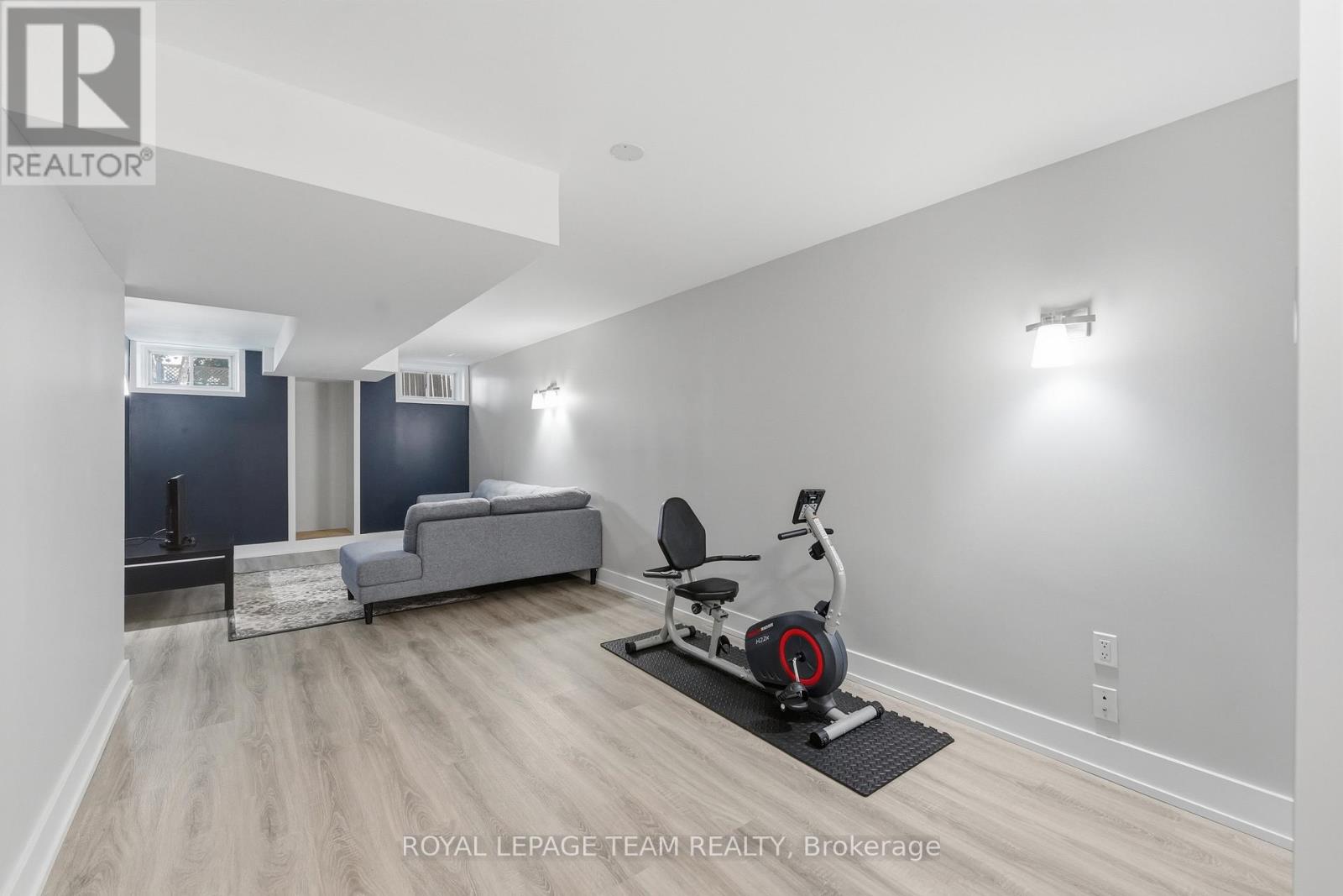 3 Bed, 3 Bath House for Sale in Ottawa – 4580 OGILVIE WALK CRESCENT, Ottawa – MLS# X13492268 - Image 36