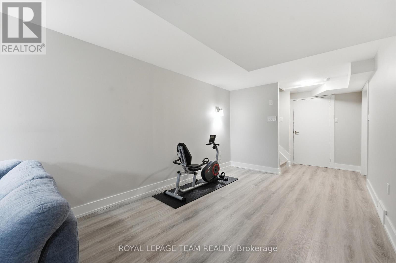 3 Bed, 3 Bath House for Sale in Ottawa – 4580 OGILVIE WALK CRESCENT, Ottawa – MLS# X13492268 - Image 39