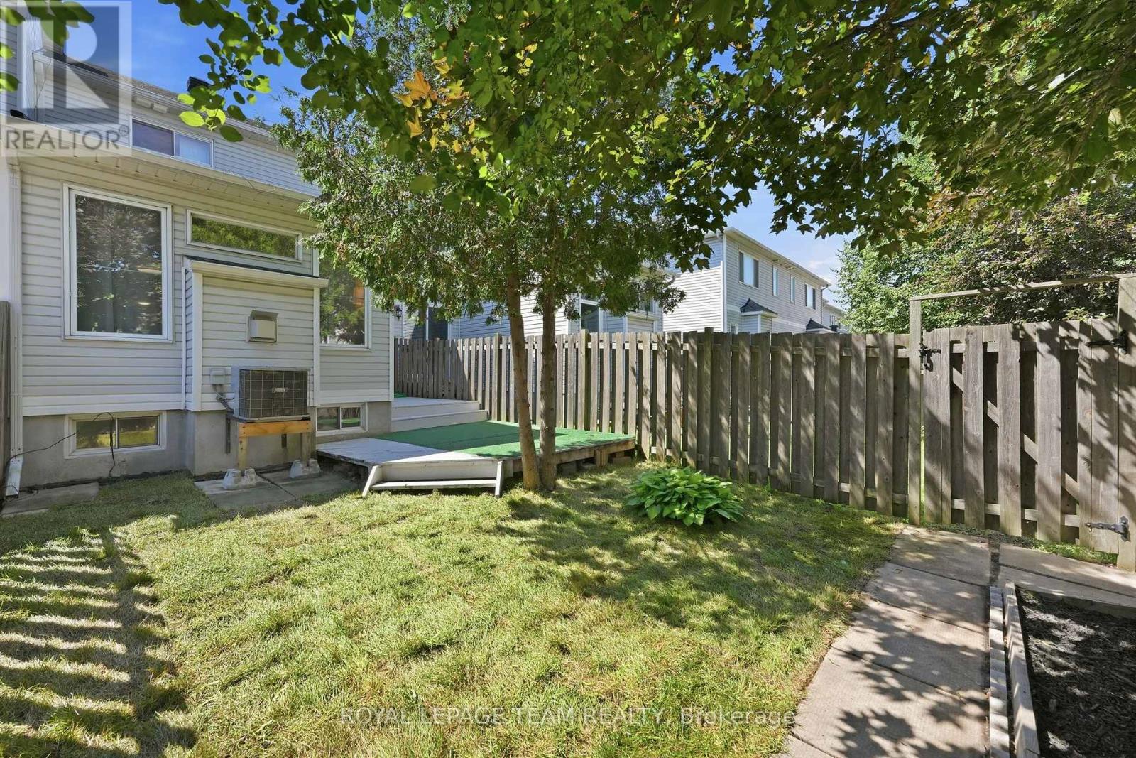 3 Bed, 3 Bath House for Sale in Ottawa – 4580 OGILVIE WALK CRESCENT, Ottawa – MLS# X13492268 - Image 42