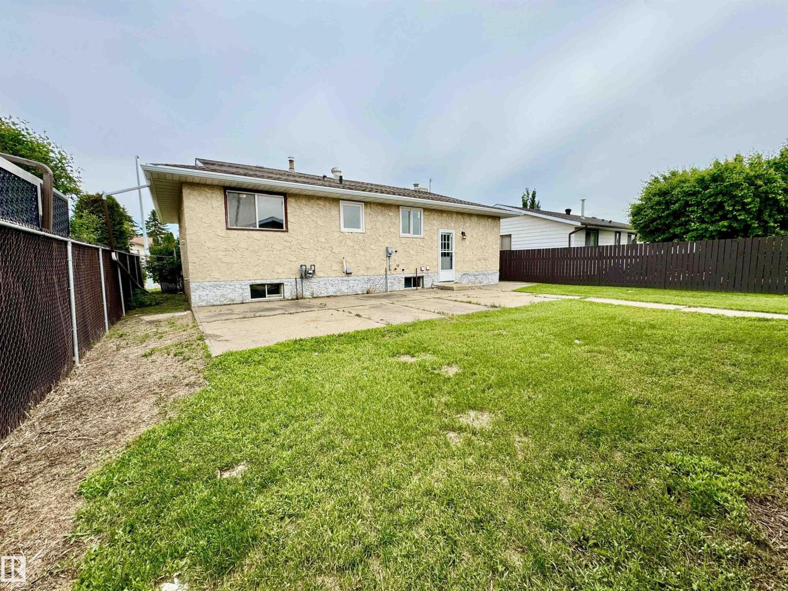 5040 47 ST - 4