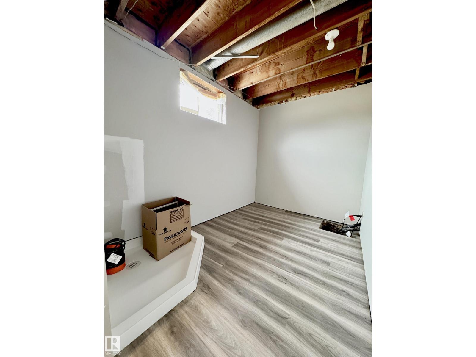 5040 47 ST - 47