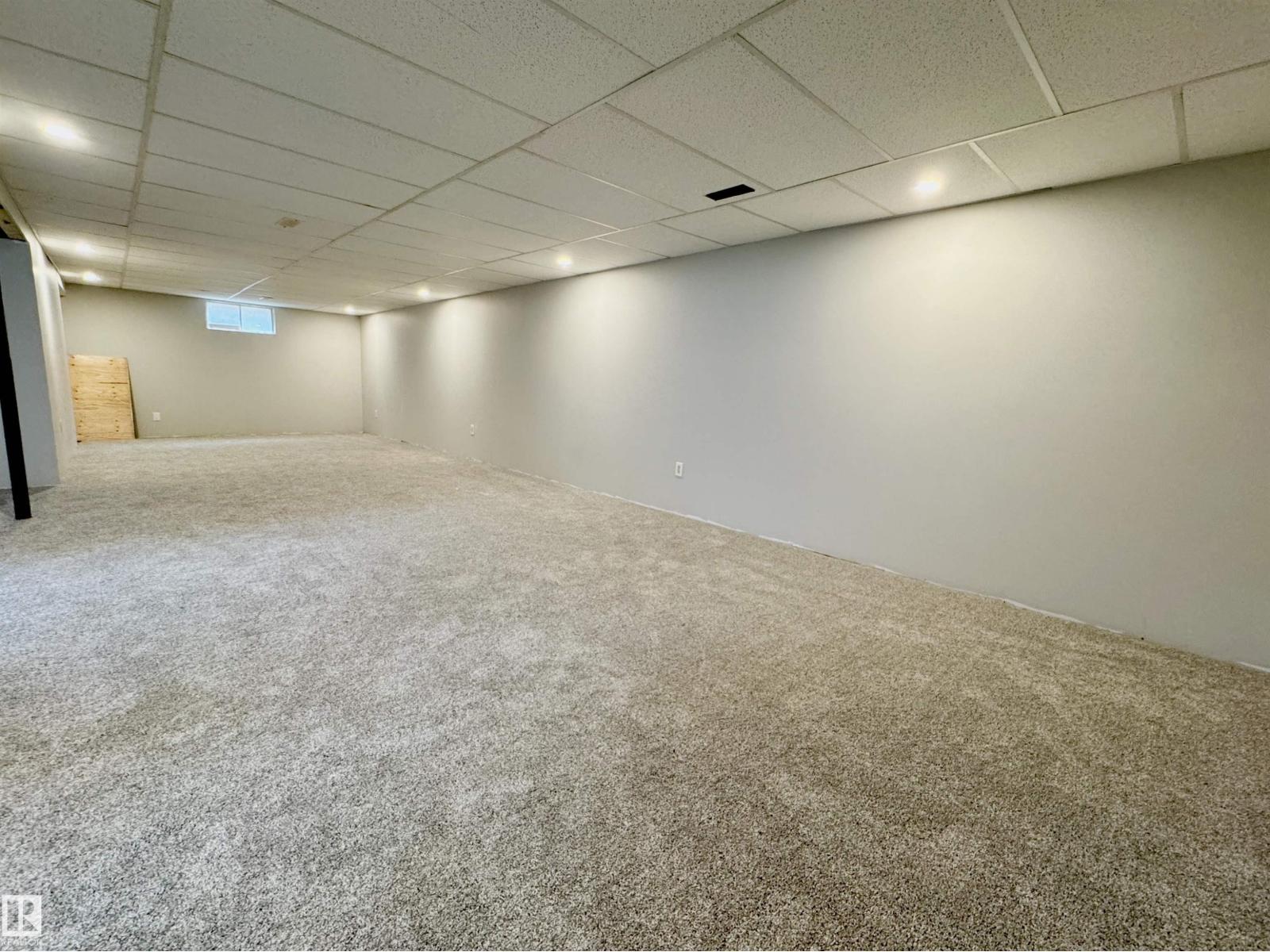 5040 47 ST - 37