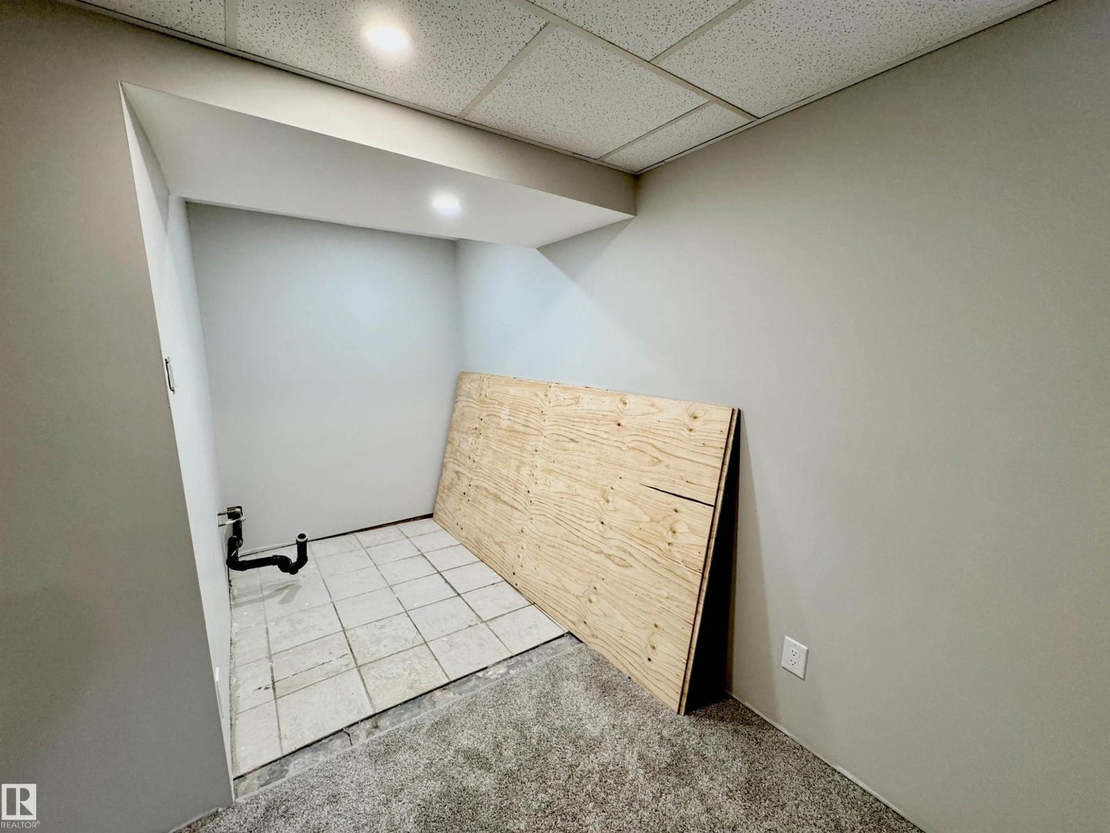 5040 47 ST - 45