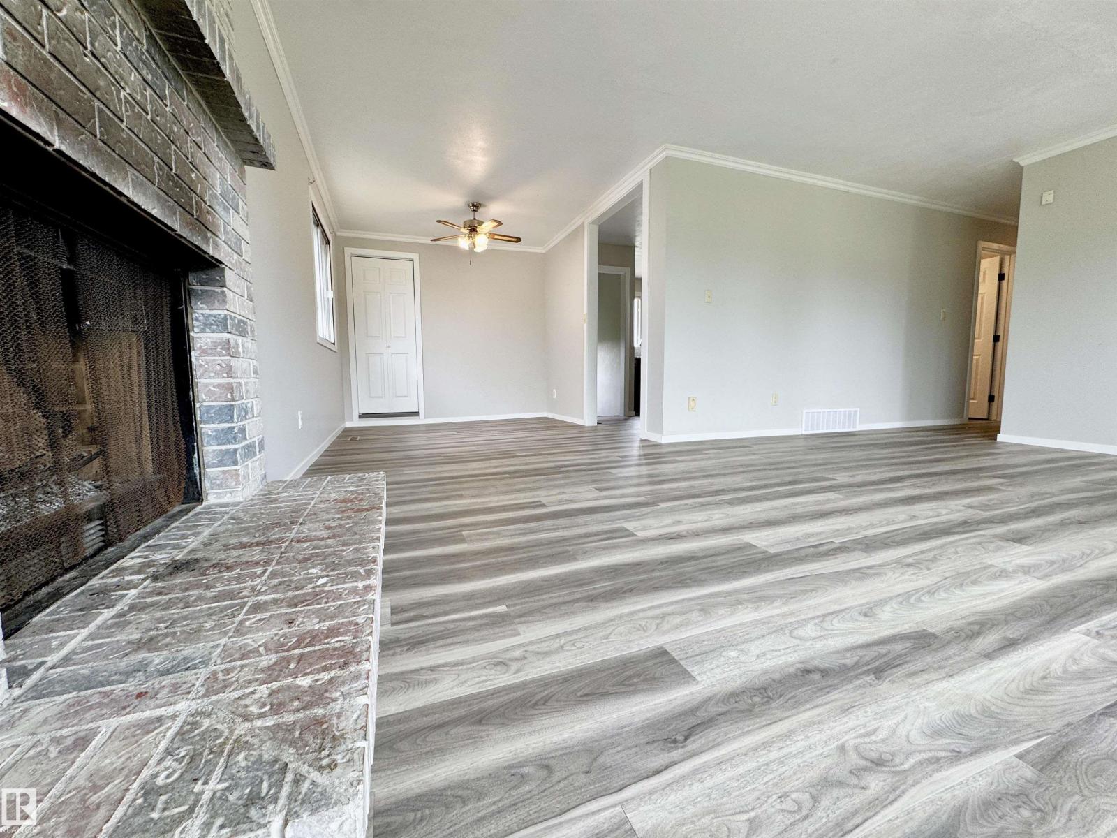 5040 47 ST - 24