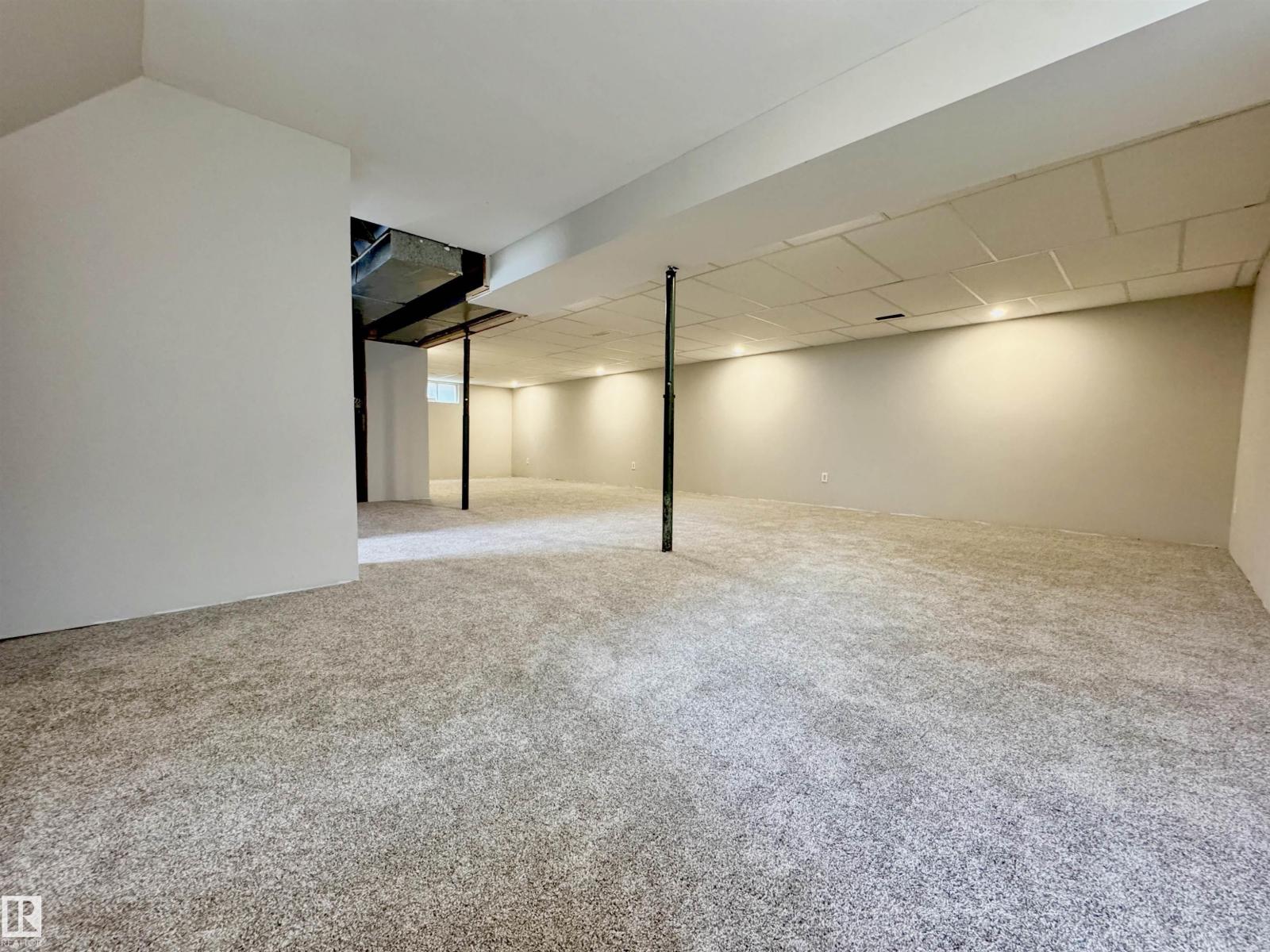 5040 47 ST - 36